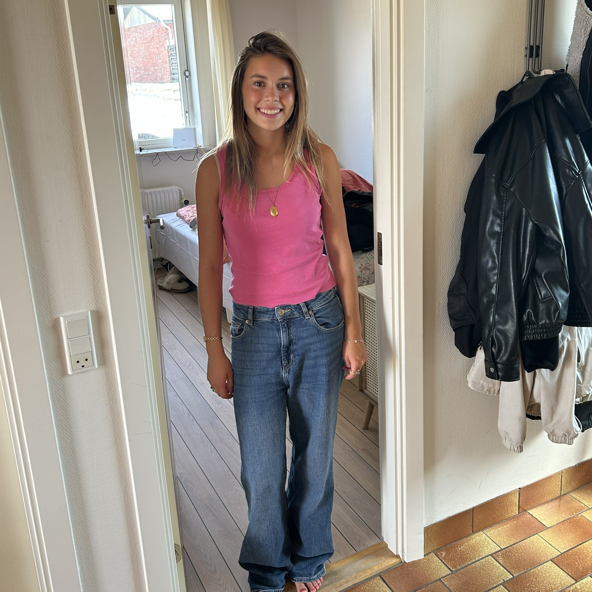 🌊🏄♀️ Nyt hjem. Ny skole. Nyt surferfællesskabFor tre af vores nye 1g-elever begynd....