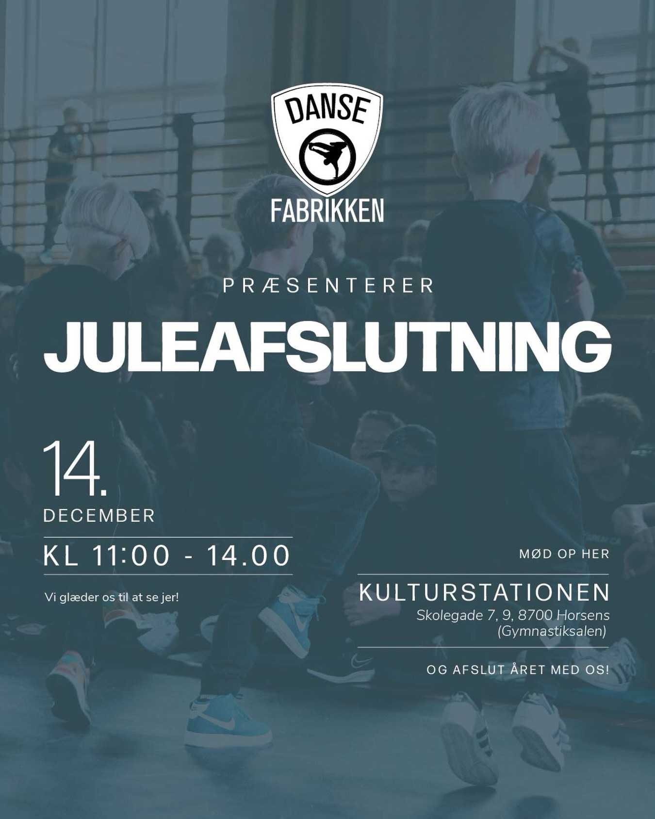 Next up...
Dansefabrikkens juleafslutning
🗓️ Søndag d. 14. dec. 2025
⏳ Fra kl. 11.00-14.00
📍 Kulturstationen, Horsens 8700
✨ GRATIS arrangement!
Kære forældre, breakere og bedsteforældre!
Dansefabrikken inviterer til den årlige Dansefabrikkens Juleafslutning! 🎉
Vi mødes på Kulturstationen, hvor der bliver hygget med en lille break battle – breakere udenfor er mere end velkomne til at deltage! 🙌
Tak til @kulturstationenhorsens for at være vært for os for 4. år i træk! 🙏
I caféen kan der købes slushice, sodavand, slik og chips. Hvis man har brug for en pause fra musikken, har Kulturstationen åben på selve dagen, og der kan man lave noget kreativt 🎨
Vi glæder os til at se jer 👋
D O N ’T M I S S I T 🔥
#Dansefabrikken #KidzBreakChallenges #juleafslutning #danseskole