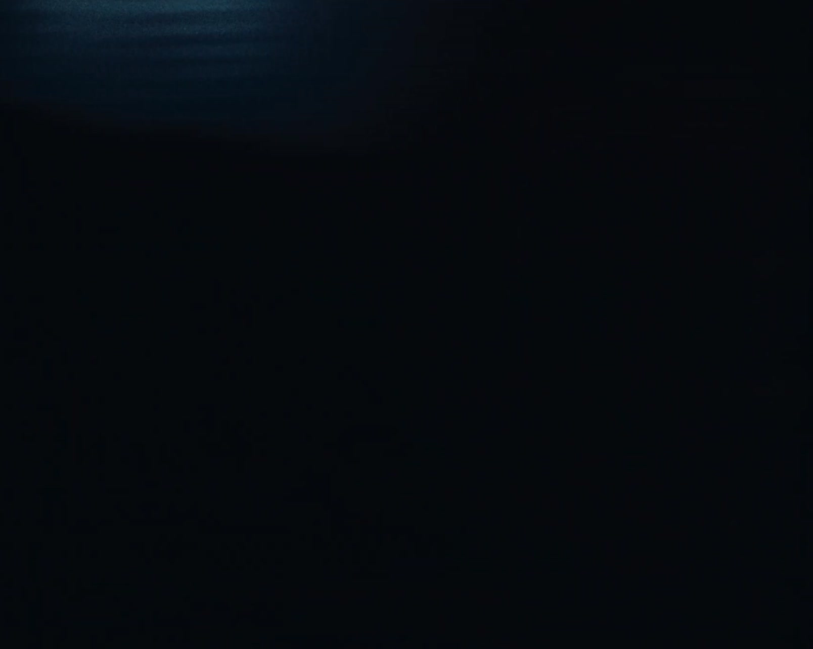 Glow sticks, beats & vibes ✨
NEON PARTY fredag 17. april 🖤
OMAR på scenen – du på floor 🔥