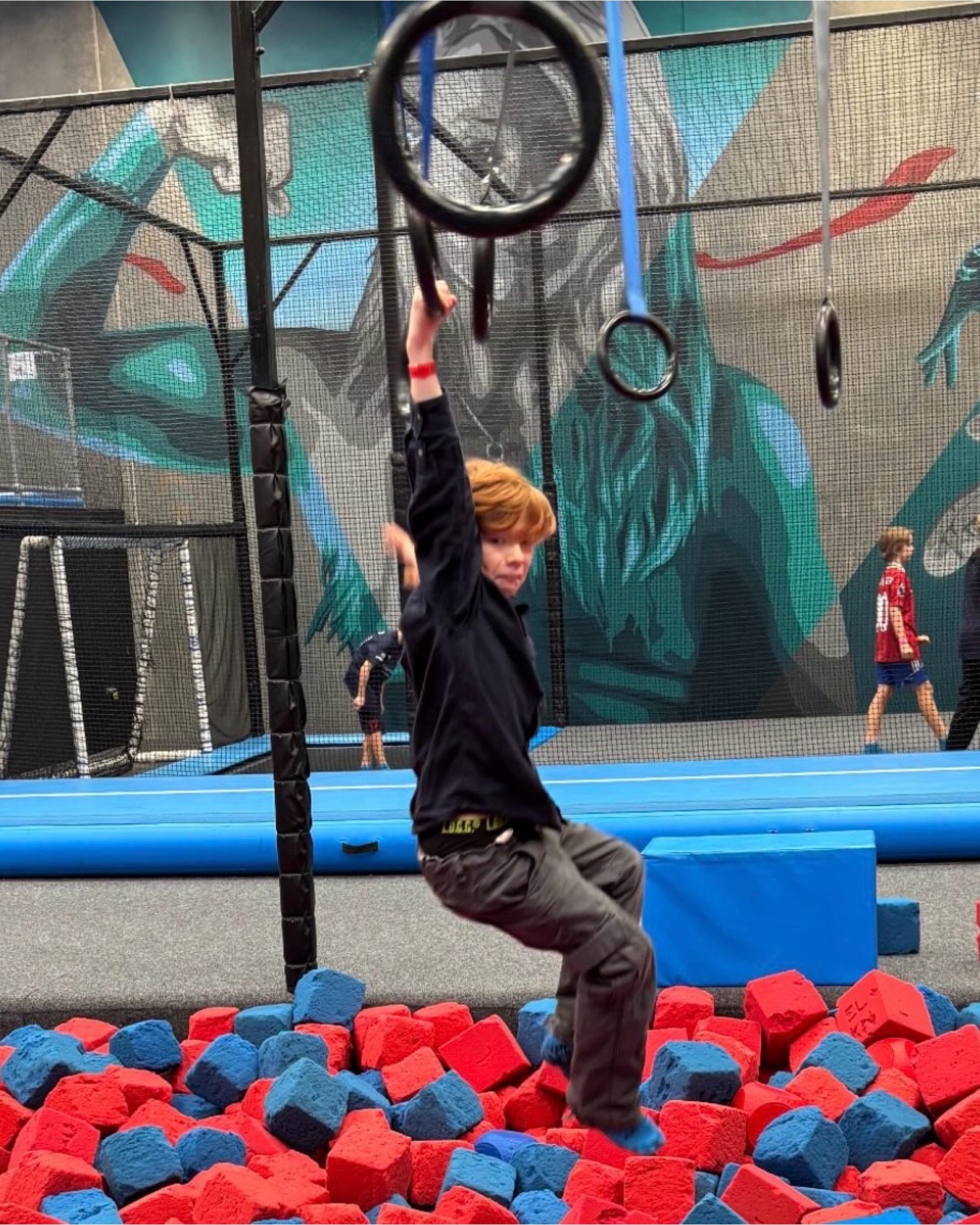 Airtrix tur i Nordhavnen med Klub33 🤸♀️
#Ungfredensborg🧡 #klub33 #Airtrixtur