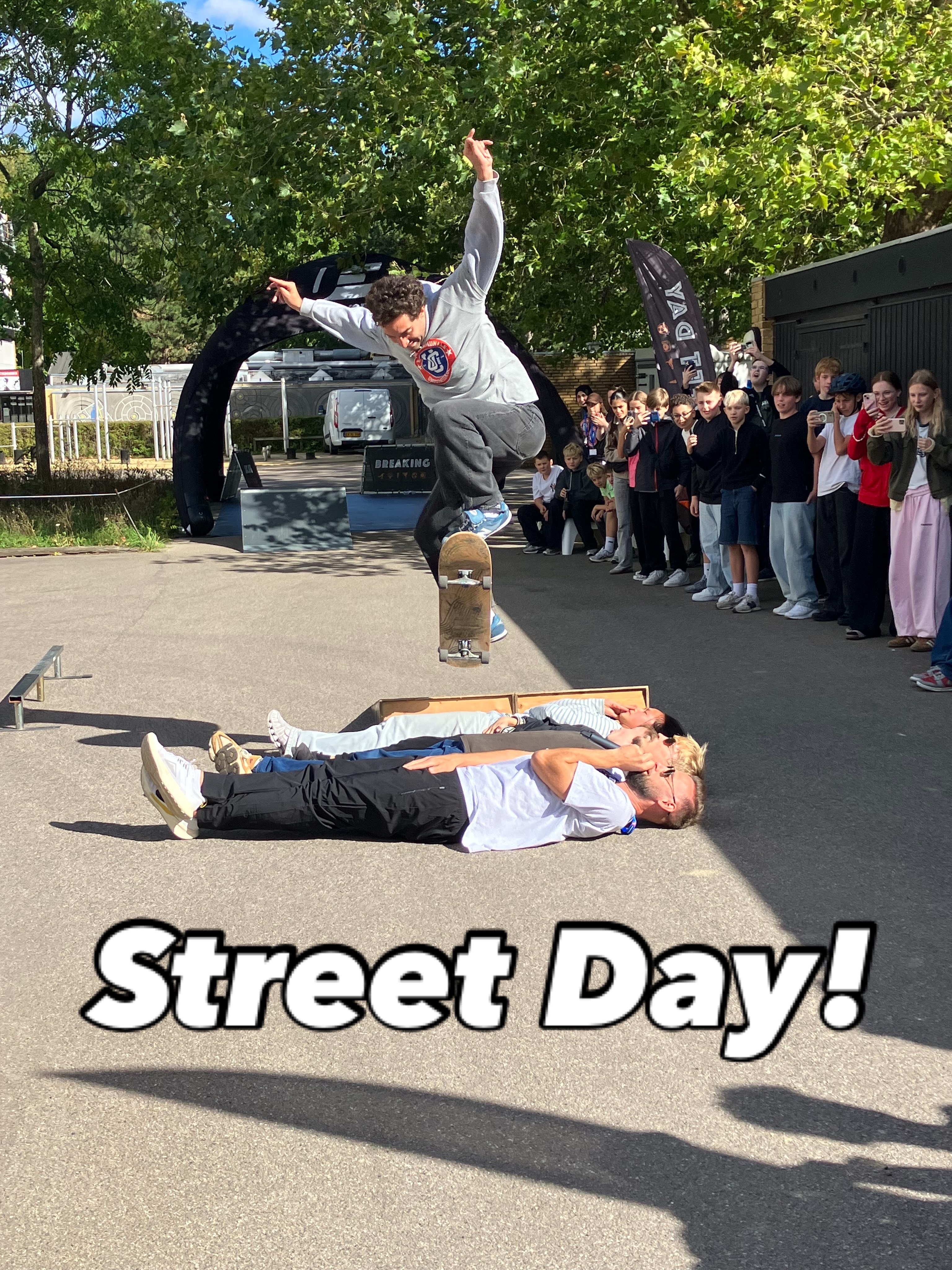 🔥 STREET DAY – LET’S GO! 🔥
TAK til alle 7. klasser i Rødovre! 🙌
I var for FEDE at have med! 💥
Street Day i Ungecenter2610 🏀🎨🎤
Nu ved I, hvor vi er – så kom forbi! 👋
Vi glæder os til at se jer 🙌
Flere billeder og videoer er på vej!
Så hold øje med insta ✨