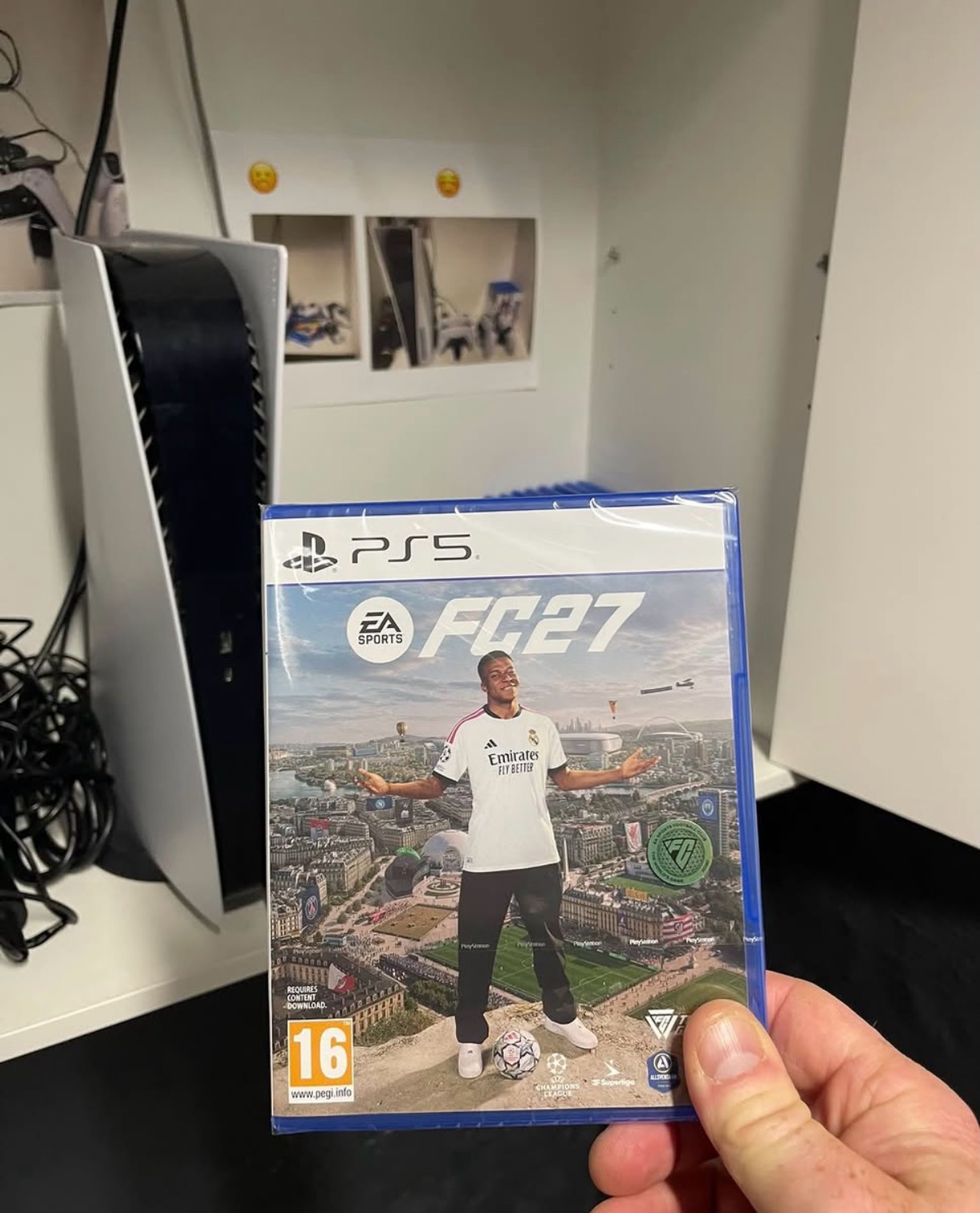 Som I unge nok ville sige: FC27 før GTA 6 😂🎮
Nyt legetøj i @hobroungdomsklub!🔥
#Mariagerfjordungdomsskole #hobroungdomsklub