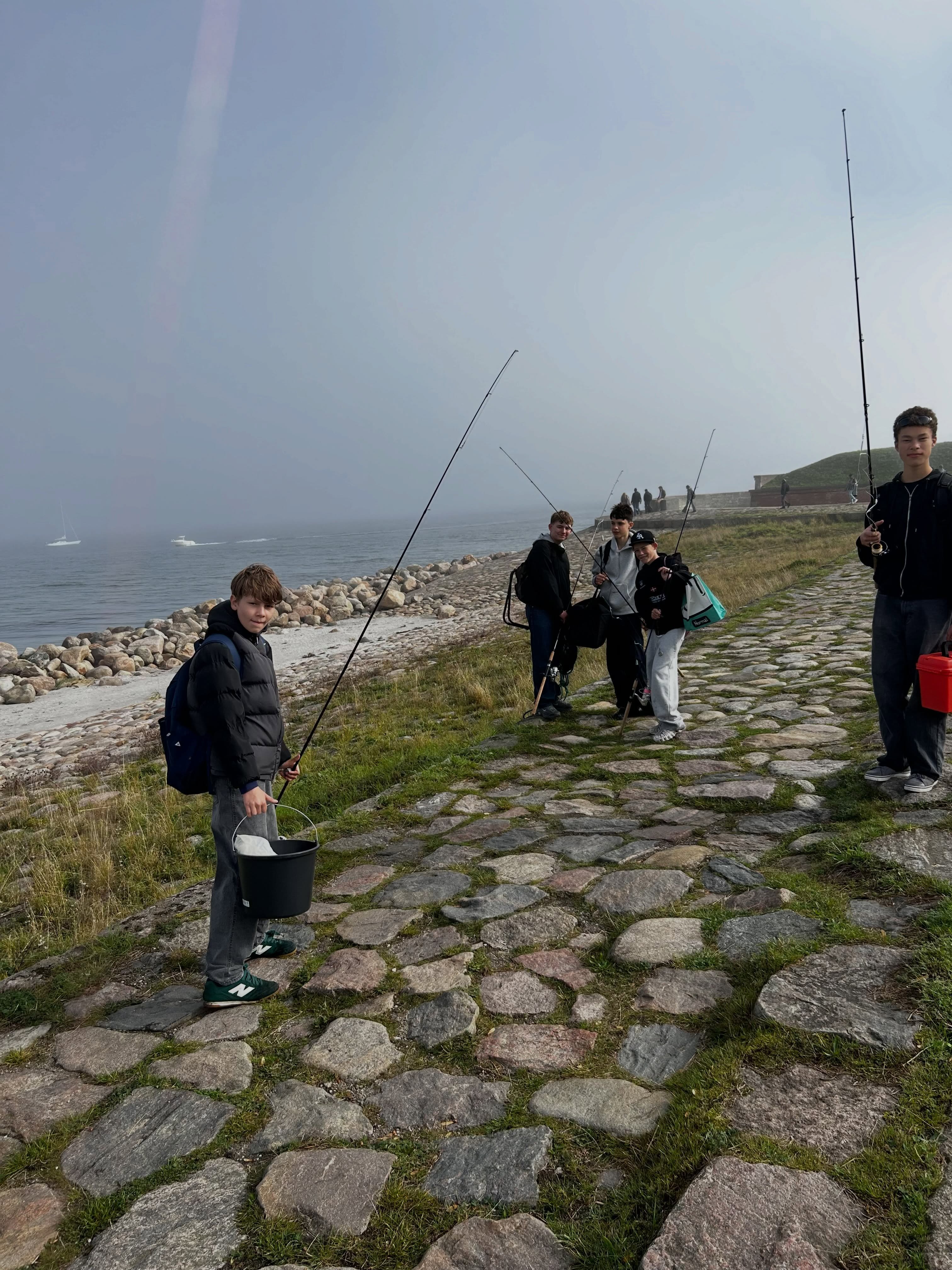 Endnu en fed fisketur med de sejeste unge inden efterårsferien! 🎣🧡
#Ungfredensborg #Fisketur #Fiskeholdet #UngIFredensborg